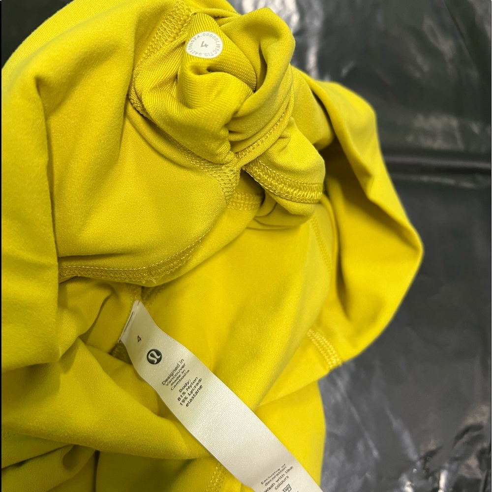 Amazing color - Picture 3 of 3